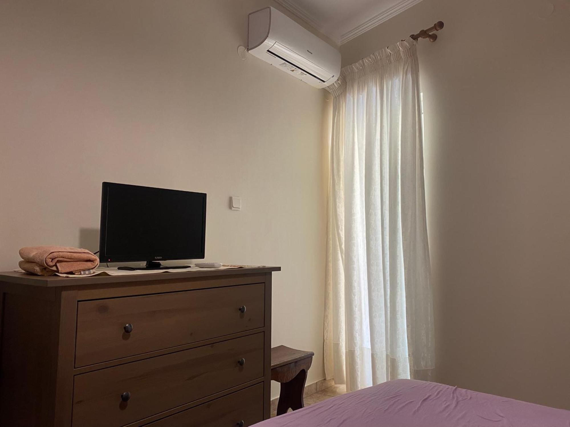 Cozy & Quiet City Apartment Tríkala Esterno foto